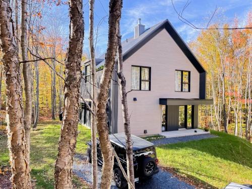 Eastman Chalet De Esquí | Le Bois Debout - Lake & Trails