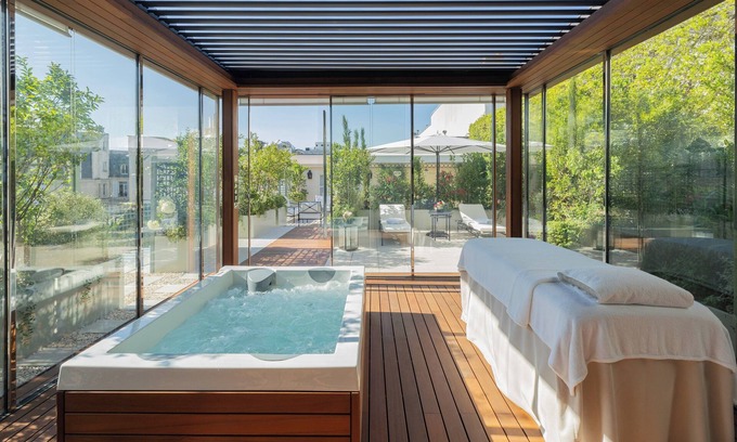 8th Arrondissement Otro | Le Bristol Paris - Oetker Hotels