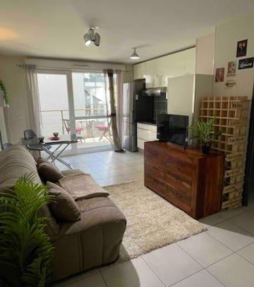 Annemasse Apartamento | LE CENTRAL-4 personnes-PARKING