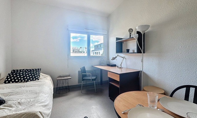 Hopitaux-Facultes Apartamento | Le Central FAC, Studio close to Universities