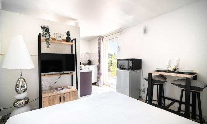 Saint-Romain-en-Viennois Apartamento | Le Chant des Cigales - Climatisé, piscine partagée