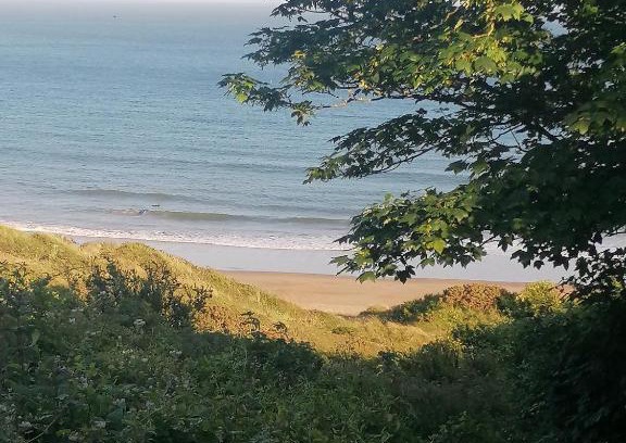Pembroke Apartamento | Le Chalet - 2 Bedroom Chalet House sleeps 3