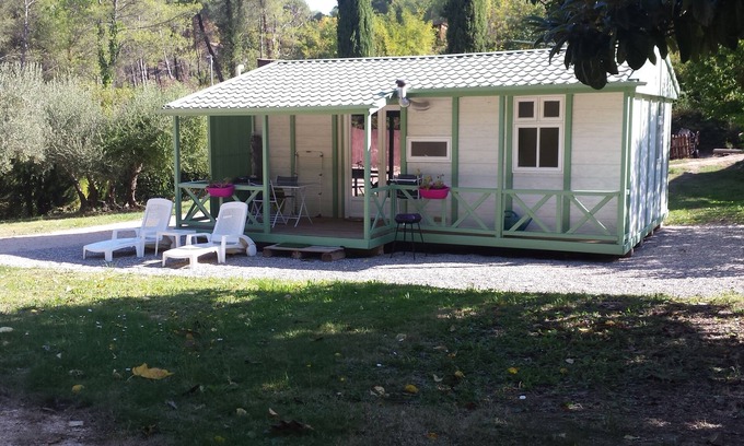 Aubagne Chalet De Esquí | Le Chalet du Garlaban