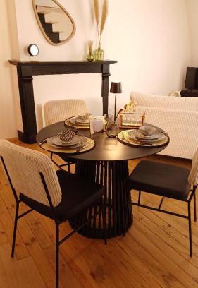 Recoules-Previnquieres Apartamento | Le Charmant