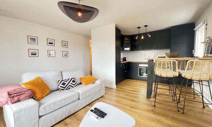 Soupetard Apartamento | Le Charmant, Lumineux & calme - 2p/Parking/Balcon