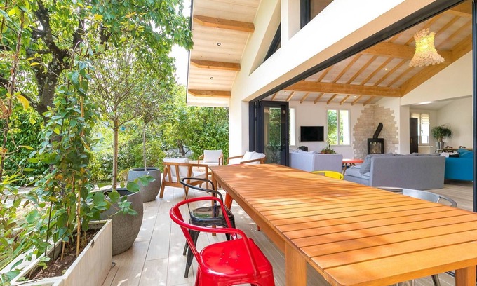 Maladiere Apartamento | Le Chateaubriand belle maison dans un écrin de verdure