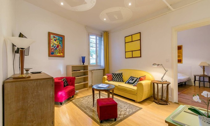 Faubourg-Raines Apartamento | Le Chaussier- En plein coeur de la ville - SR Loc