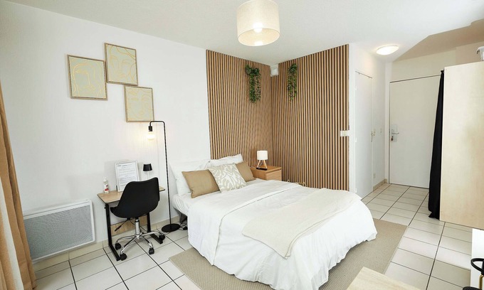 Hopitaux-Facultes Apartamento | Le Chic Urbain *Hospitals/Faculty* Free parking