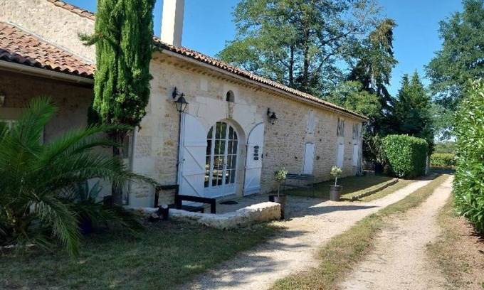 Burie Casa | Le Clos de Fanny