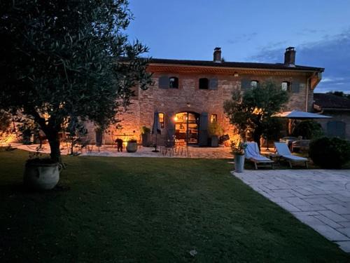 Issus Casa | Le Clos de Mara
