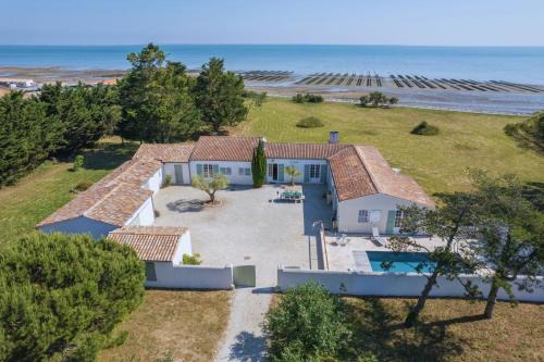 La Flotte Villa | Le Clos du Pertuis
