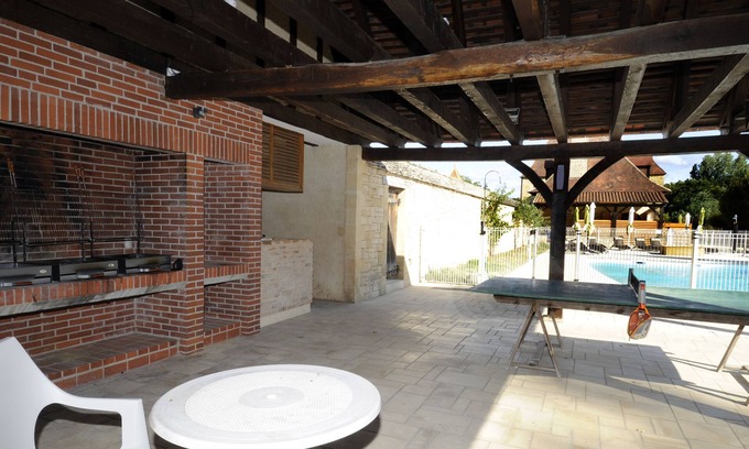 Saint-Vincent-de-Cosse Apartamento | Le Clos des Rives Appart N°04 Air-conditioned
