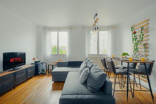 Villeurbanne Apartamento | Le cocon Apartment for 6 people and 1 baby