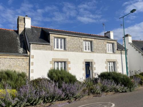 Treffiagat Casa | Le Dock De La Pointe