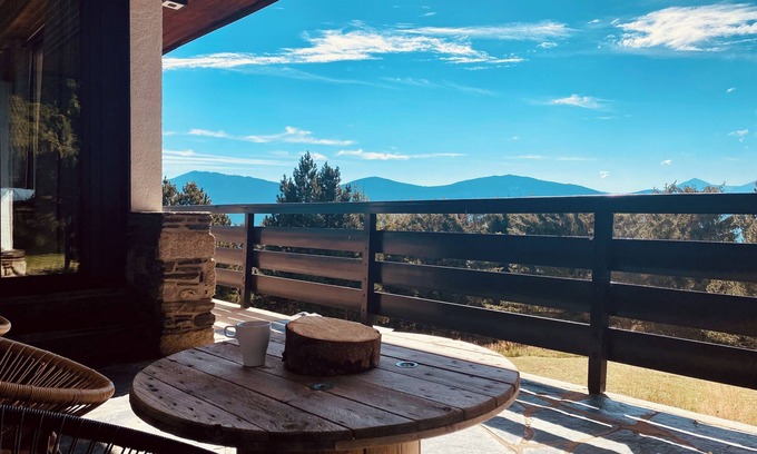 Les Angles Chalet De Esquí | LE DOMAINE DE BELLA-300m2-Sublime view on 3300m2 wooded plot.