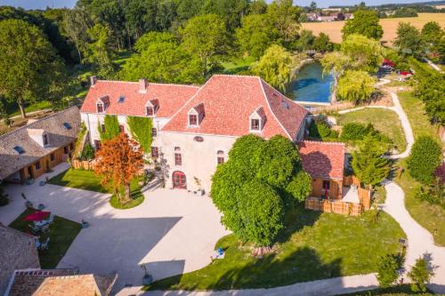 Richebourg Casa | Le Domaine de Richebourg - Pierres d'Histoire