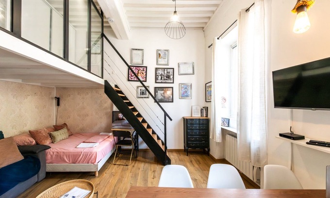 Lyon City Centre Apartamento | Le Ferratière - Charming studio in Vieux Lyon