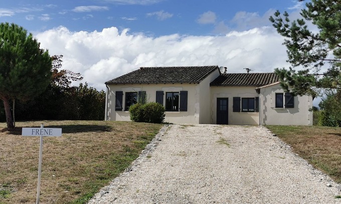 Chalais Casa | Le Frêne - Charming villa with private pool