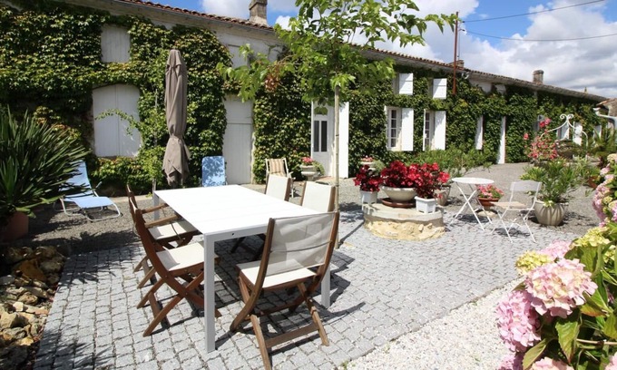 Cartelegue Casa | Le Gîte des Puits Fleuris