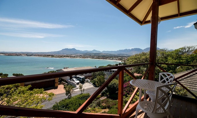 Cape Town Apartamento | Le Gaulois - sea facing flat - L'Orchidee