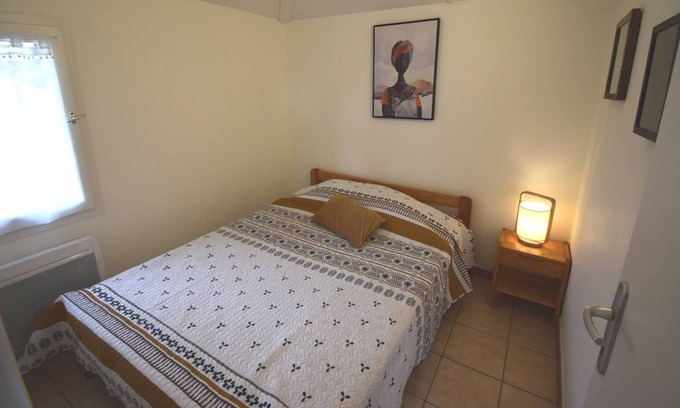 Le Mas-dAgenais Chalet De Esquí | Le Jay - Village of 10 cottages, pine chalet style