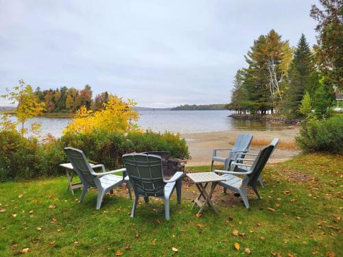 Nominingue Casa | Le Héron - Nominingue Waterfront