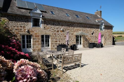 Pleudihen-sur-Rance Cama Y Desayuno | Le Jardin à Mordreuc