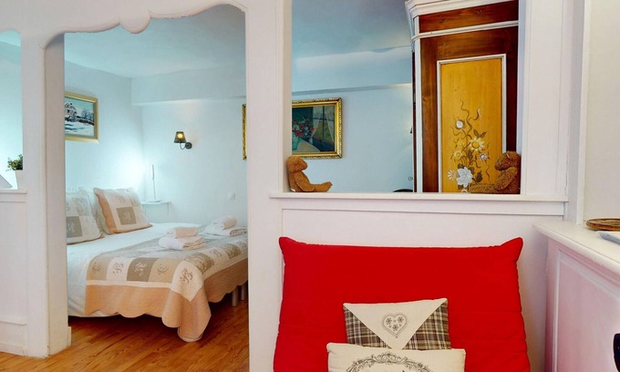 Colmar Centre Ville Apartamento | le logis du marechal with access to lounge