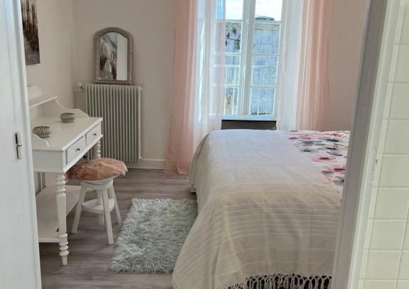 Champagne-et-Fontaine Casa | Le Loriot