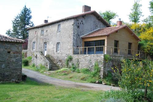 Saint-Pierre-des-Echaubrognes Casa | Le Moulin Moreau