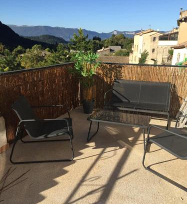 Chatillon-en-Diois Apartamento | Le Maricou 120m2 totalement rénové terrasse 40m2