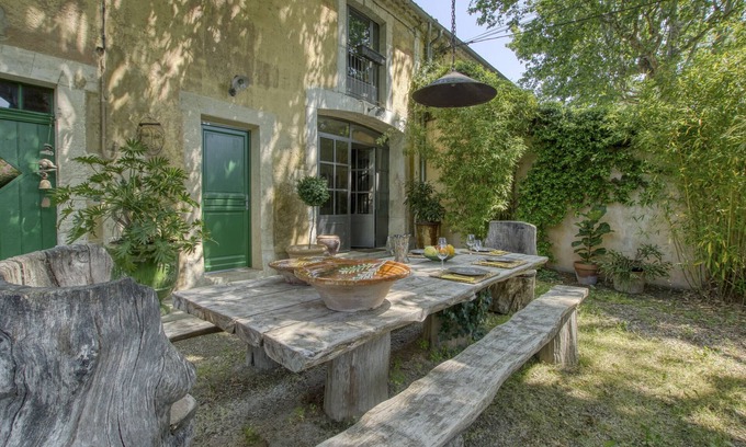 Cabannes Apartamento | Le Mas des Anges beautiful apartment in a provencal farmhouse