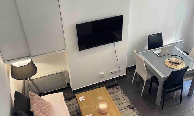 6th Arrondissement Apartamento | Le Masséna d'Or: Quiet, Metro + Parc Tête D'or