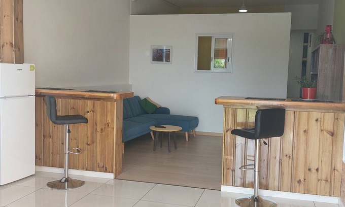 Piton Saint-Leu Apartamento | Le Meublé Ensoleillé en Plein Centre Ville 97424