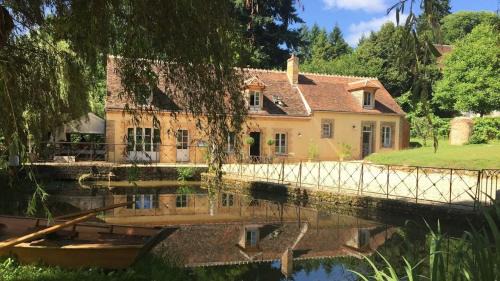 Mezilles Cama Y Desayuno | Le Moulin de Corneil