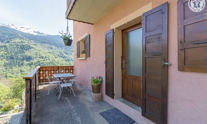 Great Alpine Road Casa | LE Nantet - Montagny