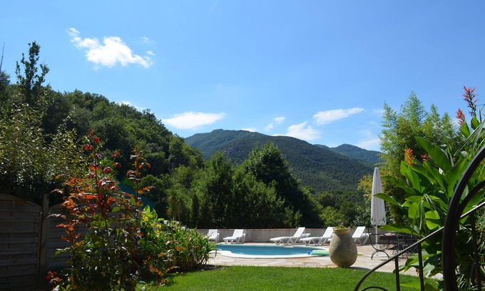 Saint-Genis Apartamento | LE NEULOS, Cosy apartment with exterior, quiet, 2* listed
