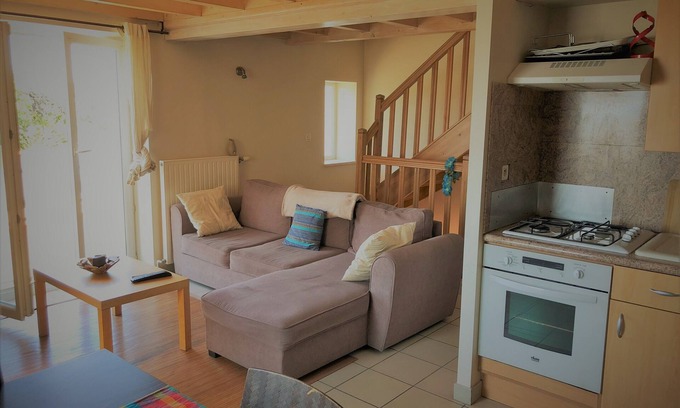 Chaponnay Casa | "Le nid cosy" bonito dúplex con carácter