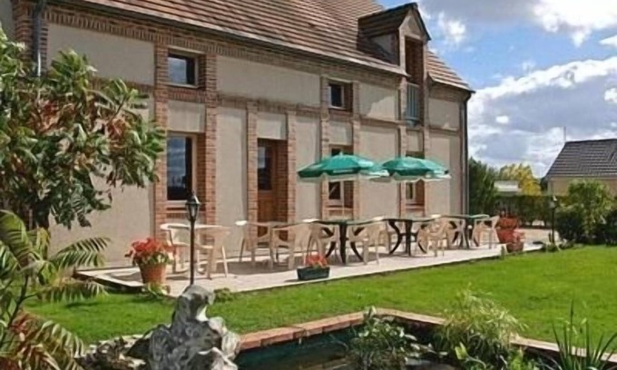 La Bussiere Hotel | Le Nuage