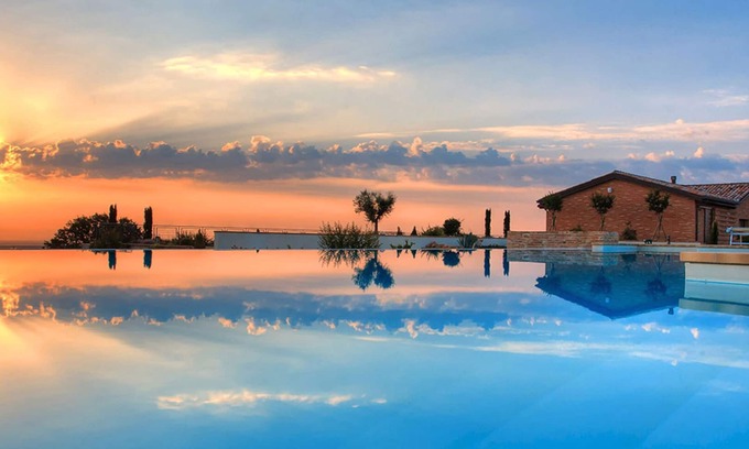 Monteleone Villa | ORQUÍDEAS Casa de Campo Villa con piscina a pocos minutos de la Riviera