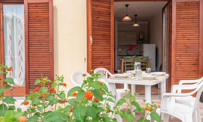 Santa Teresa di Gallura Apartamento | Le Pavoncelle Bilo 1Km From The Beach, Santa Teresa Gallura, Italy