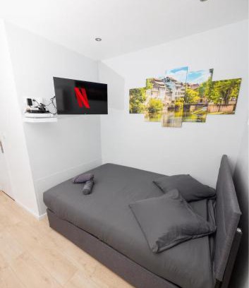 Strasbourg Casa | Le Petit Break - Strasbourg Gare - Petite France - Commerces à Proximité
