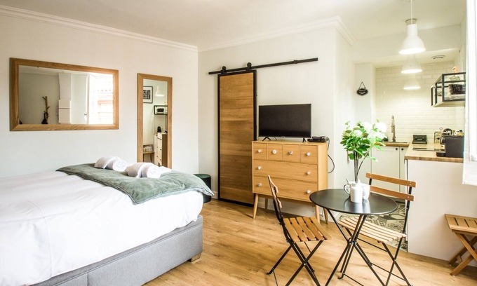 Capitole Apartamento | Le Petit Capitole - Studio rénové à 2 pas du Capitole