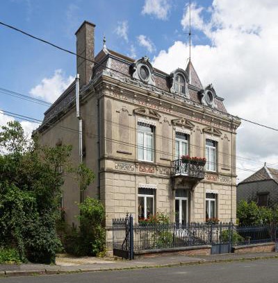 Saint-Michel Cama Y Desayuno | Le Petit Chateau