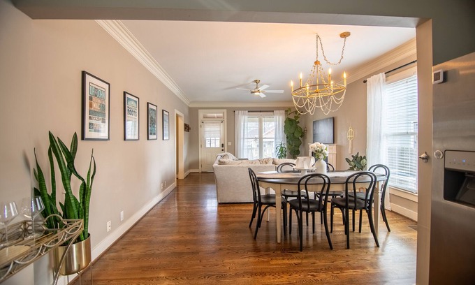 Hope Gardens Casa | Le Petit Château Nashville — Cozy and Elegant, Near Downtown