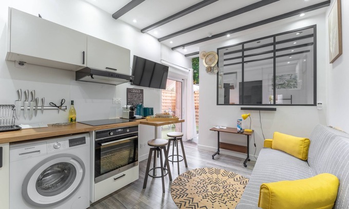 Decines-Charpieu Apartamento | Le Petit Enclos - Appt climatisé, parking privé