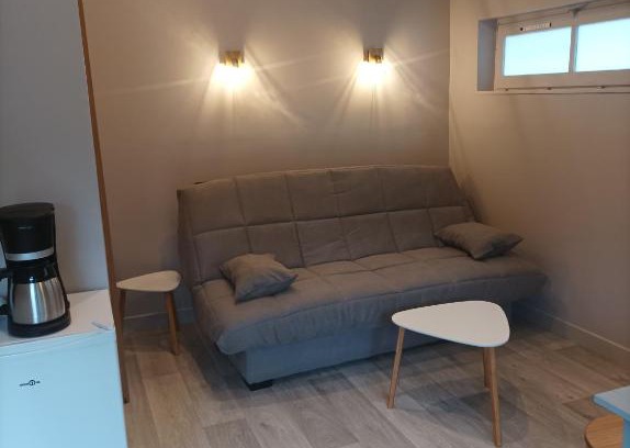 La Riviere-Saint-Sauveur Apartamento | Le petit chez-vous