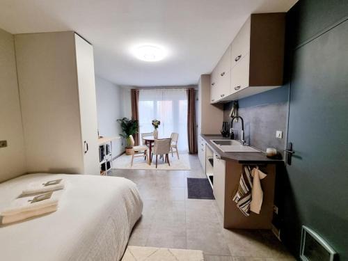 Gradignan Apartamento | Le Poète - Appartement Confort - Parking Privé - WIFI