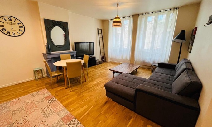 Bourg-les-Valence Apartamento | Le Pont Péri