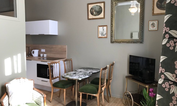 Dinan Apartamento | Le Prélude-Apartamento-Baño con bañera